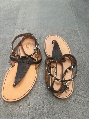 Valentino Garavani Rockstud Wrap Sandals